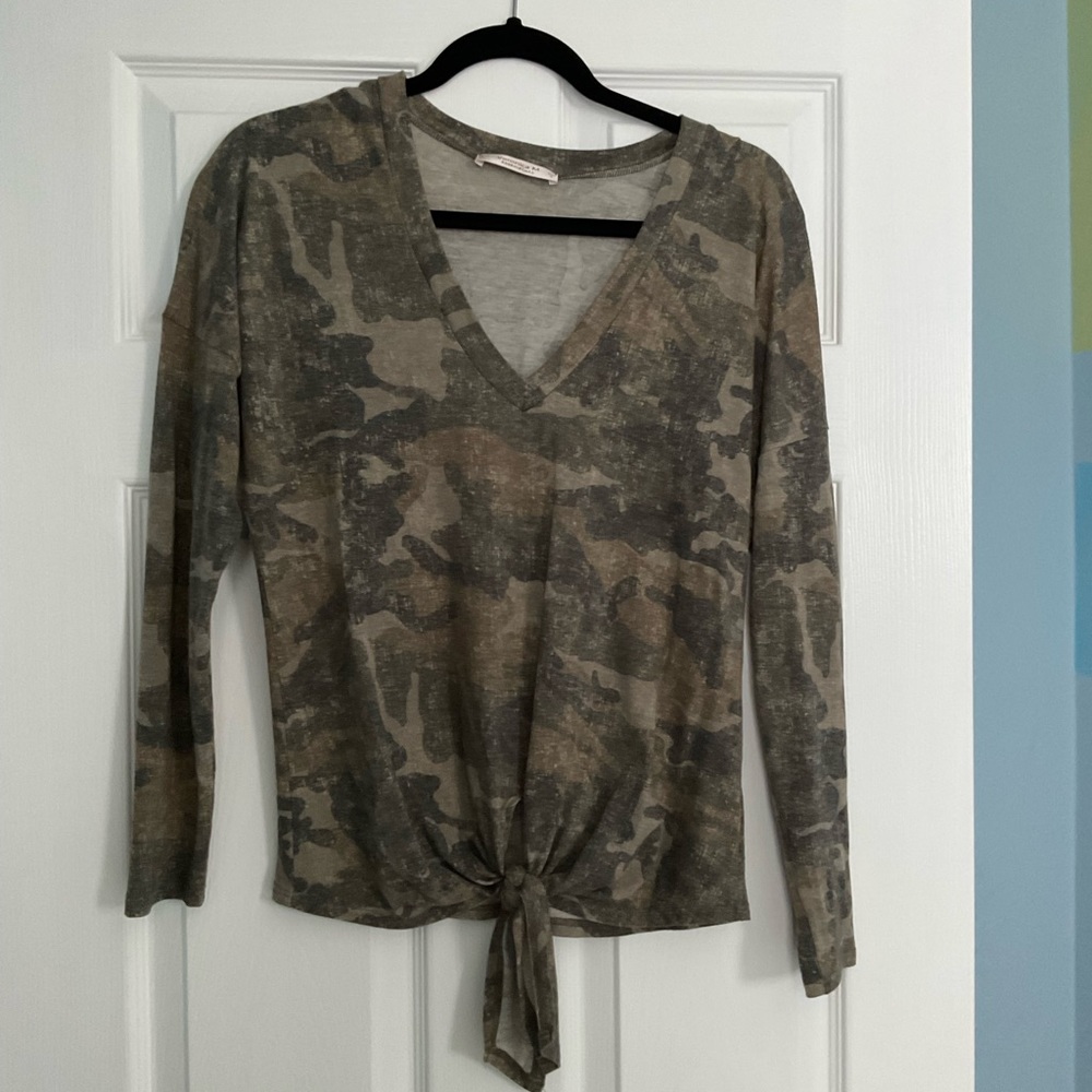 Women’s Veronica M Camo Sweater